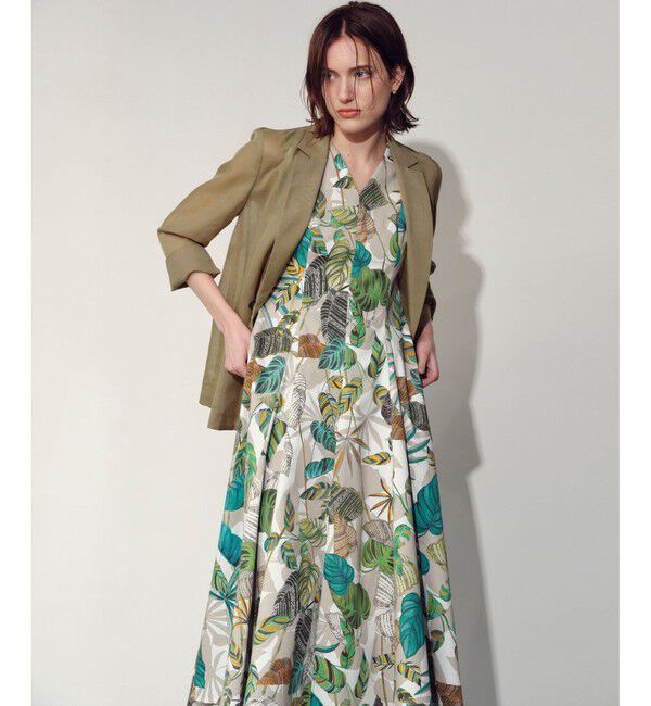 allureville「リーフプリントマルチフレアーVネックワンピース」|ワンピース|