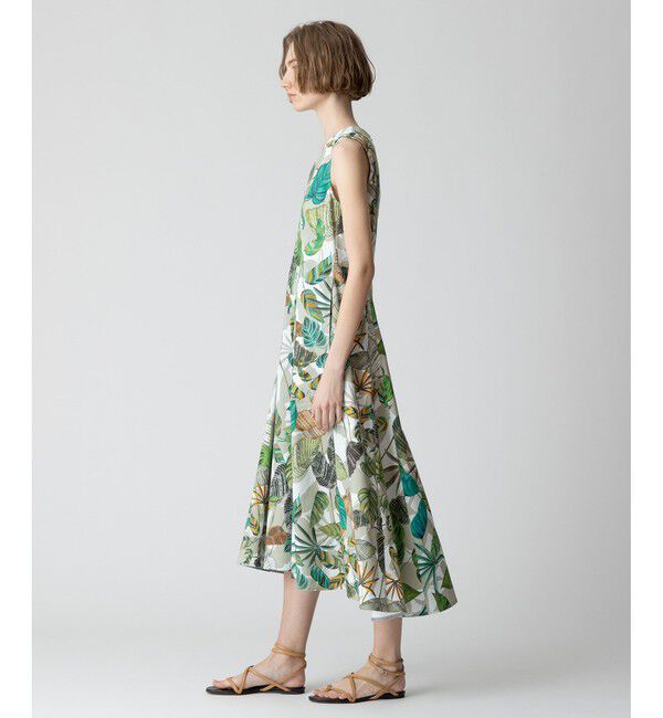 allureville「リーフプリントマルチフレアーVネックワンピース」|ワンピース|