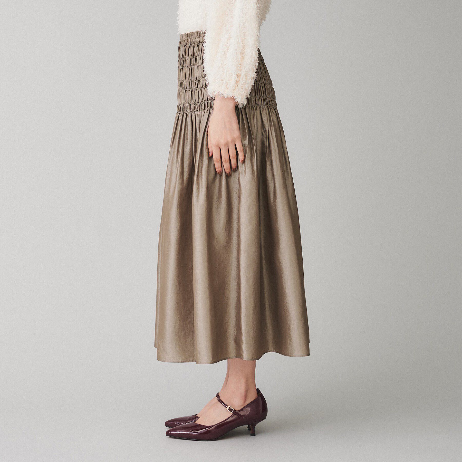 UNTITLED「【Liyoca】シャンブレータフタ ギャザープレススカート」|スカート|