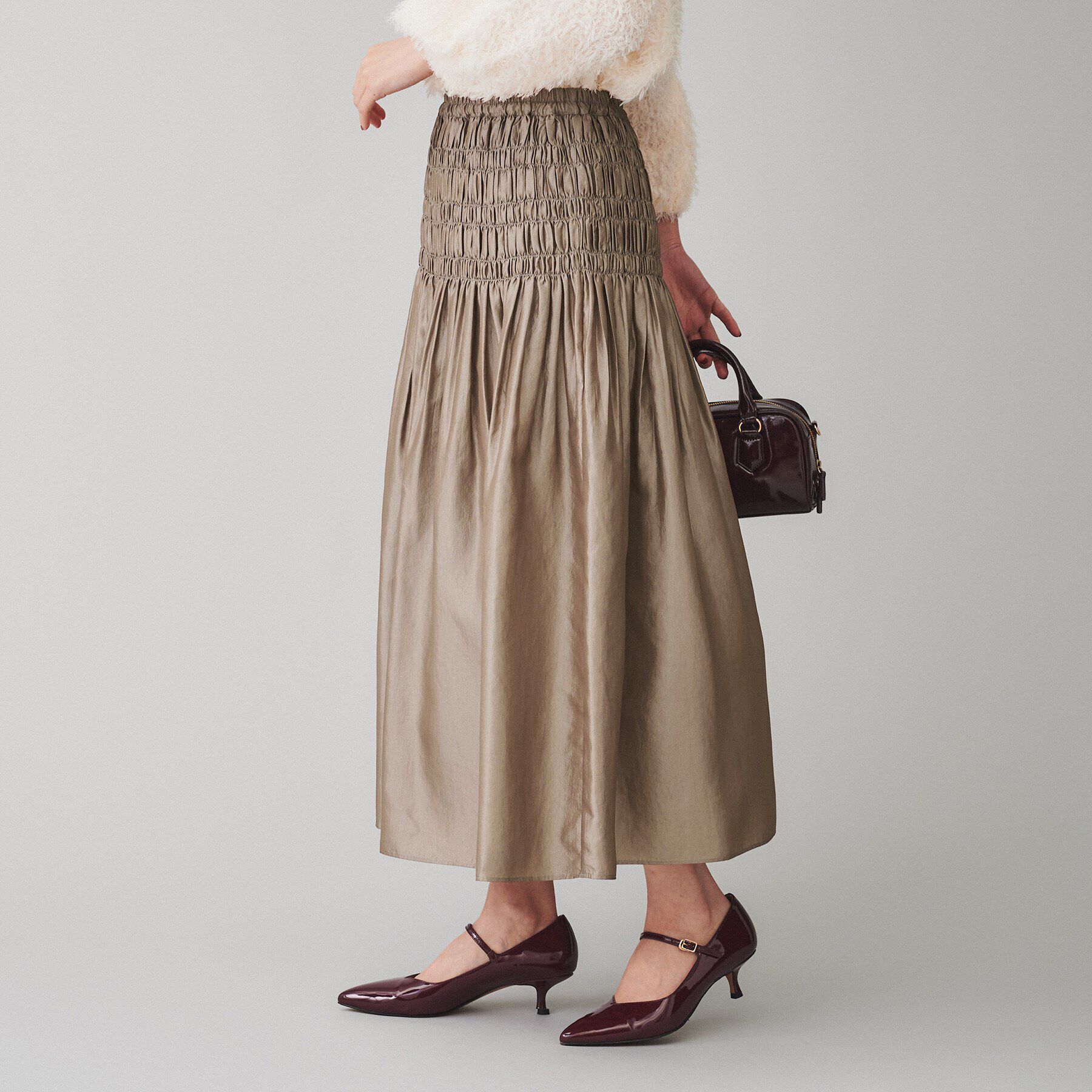 UNTITLED「【Liyoca】シャンブレータフタ ギャザープレススカート」|スカート|