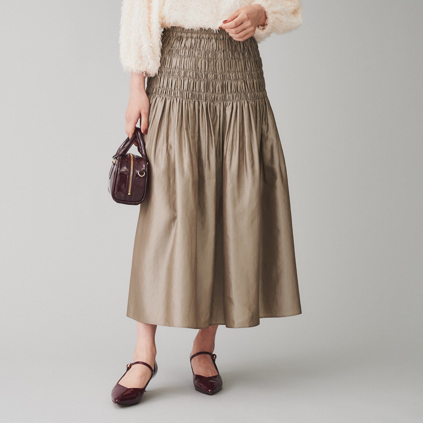 UNTITLED「【Liyoca】シャンブレータフタ ギャザープレススカート」|スカート|ブラウン(043)