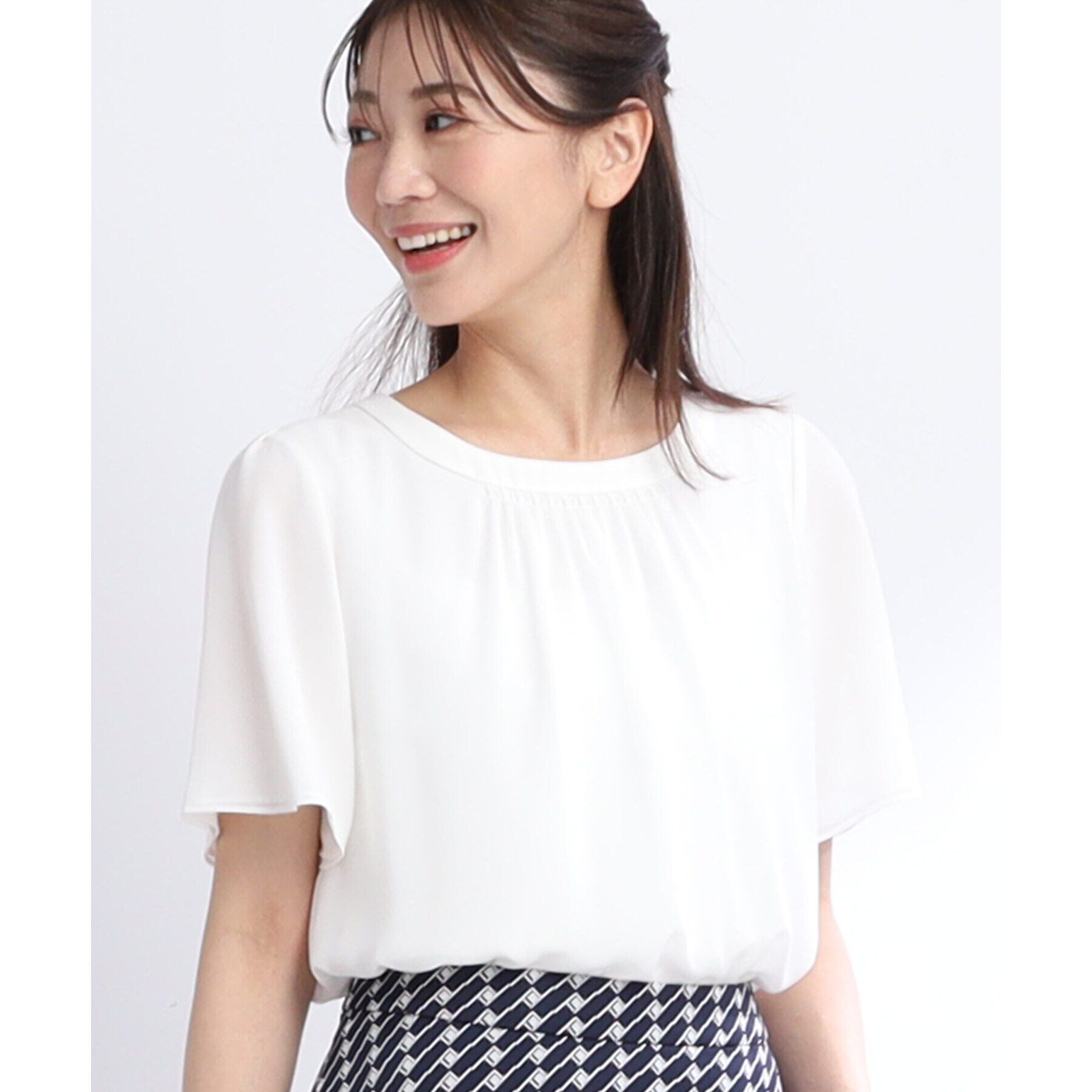 Reflect「【UVカット／接触冷感／マシンウォッシュ可】スクエアネックタックブラウス」|Tシャツ・カットソー|