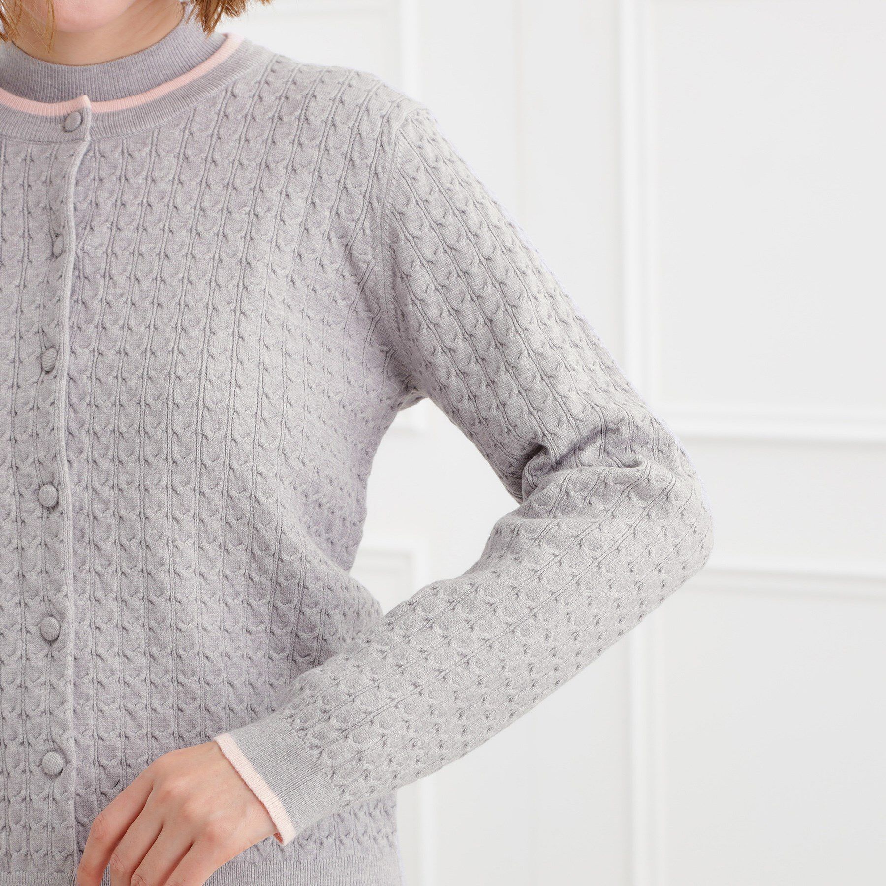 grove「ミニケーブルクルーネックカーディガン」|カーディガン|