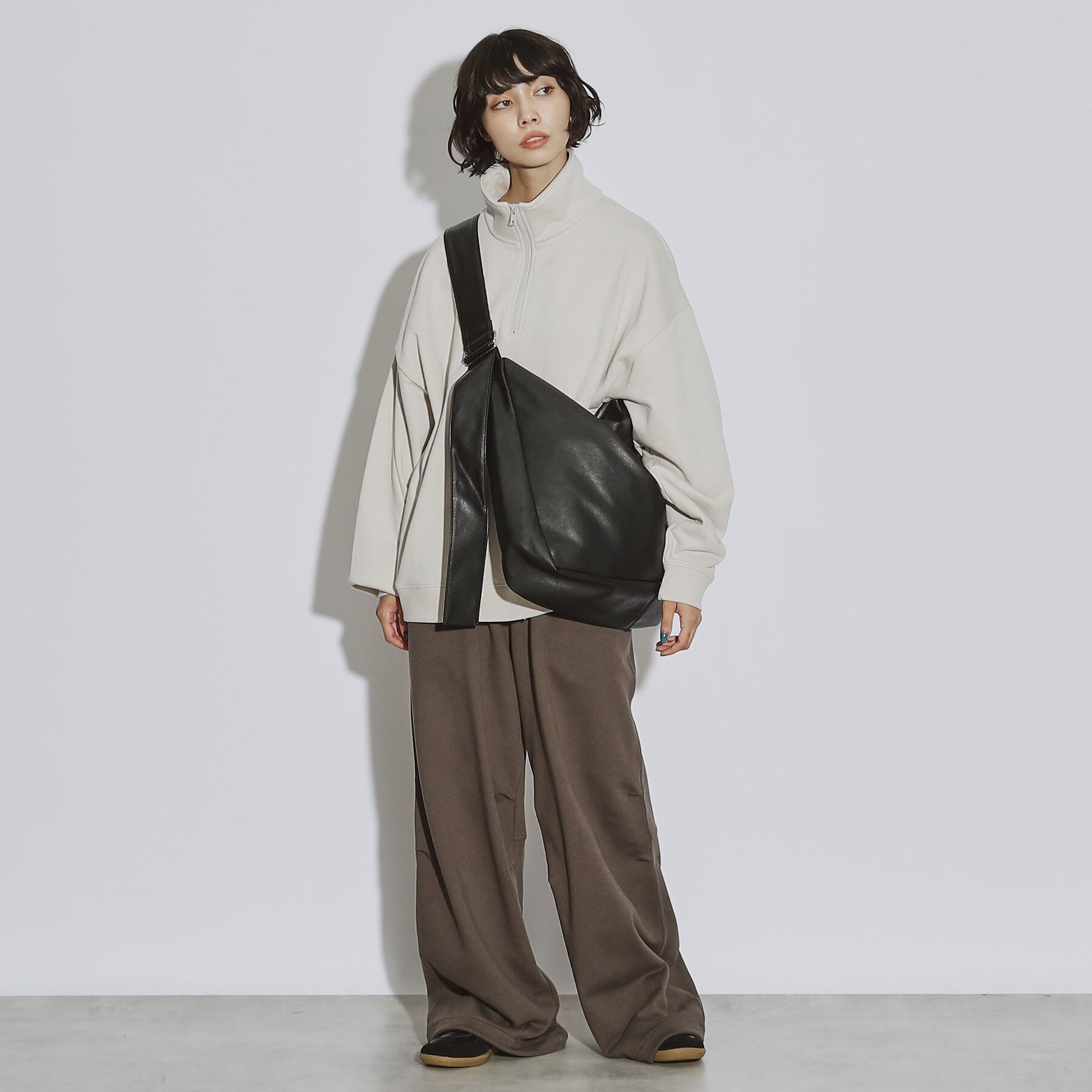 tk.TAKEO KIKUCHI「ビッグショルダーバッグ」|ショルダー・メッセンジャー|