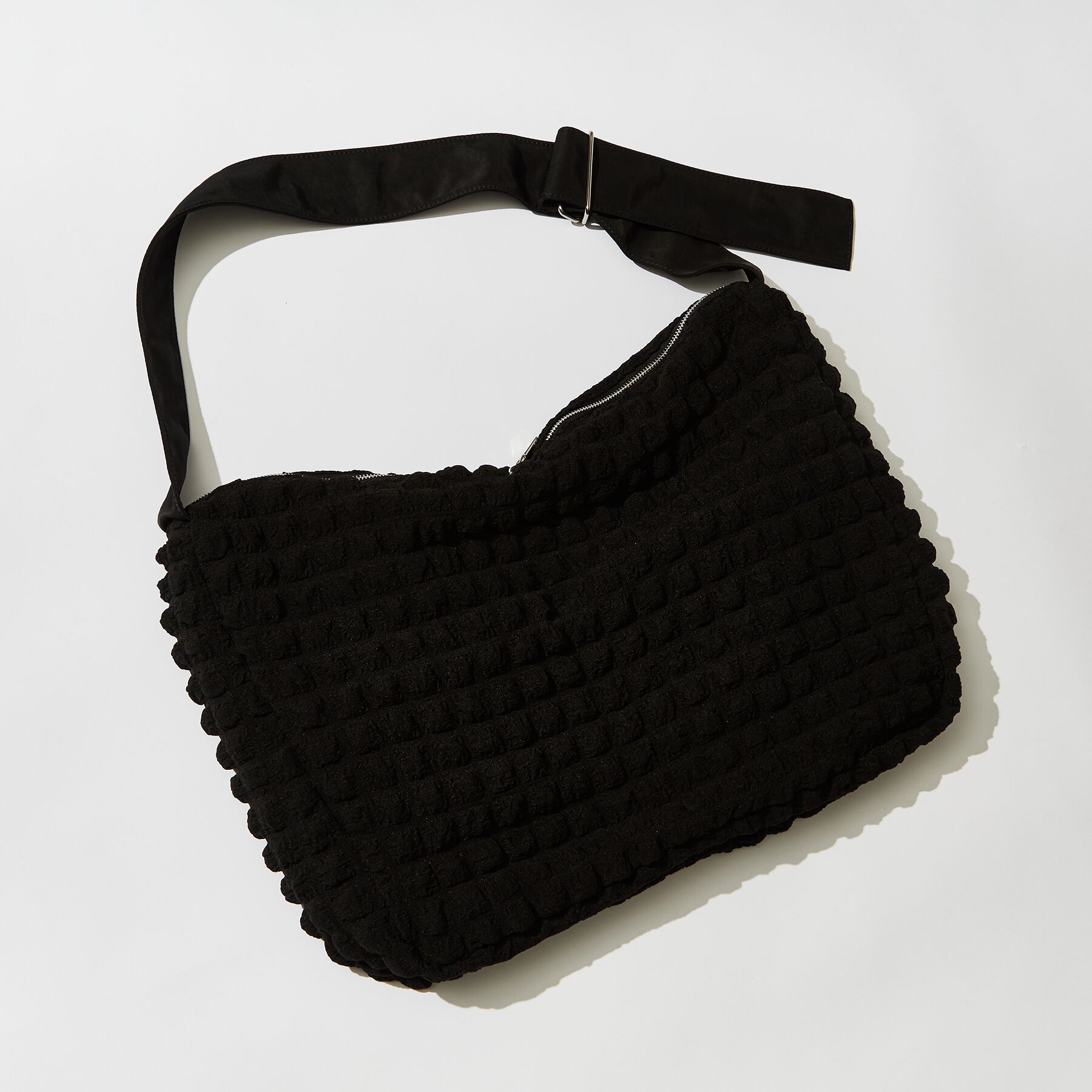 tk.TAKEO KIKUCHI「ビッグショルダーバッグ」|ショルダー・メッセンジャー|