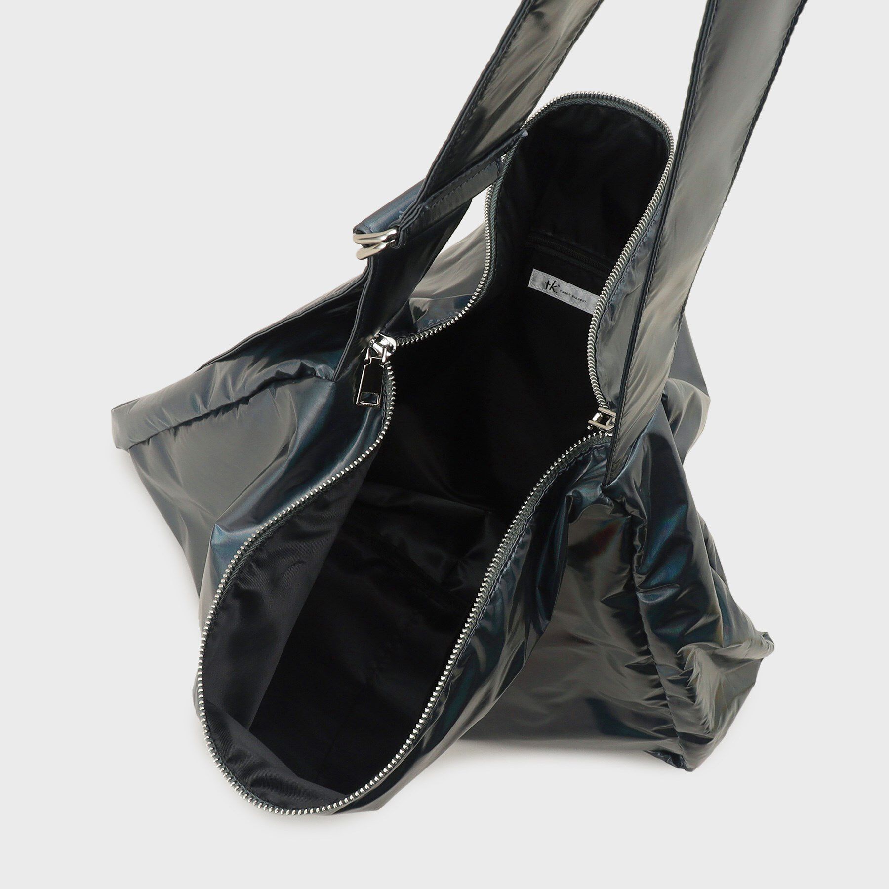 tk.TAKEO KIKUCHI「ビッグショルダーバッグ」|ショルダー・メッセンジャー|