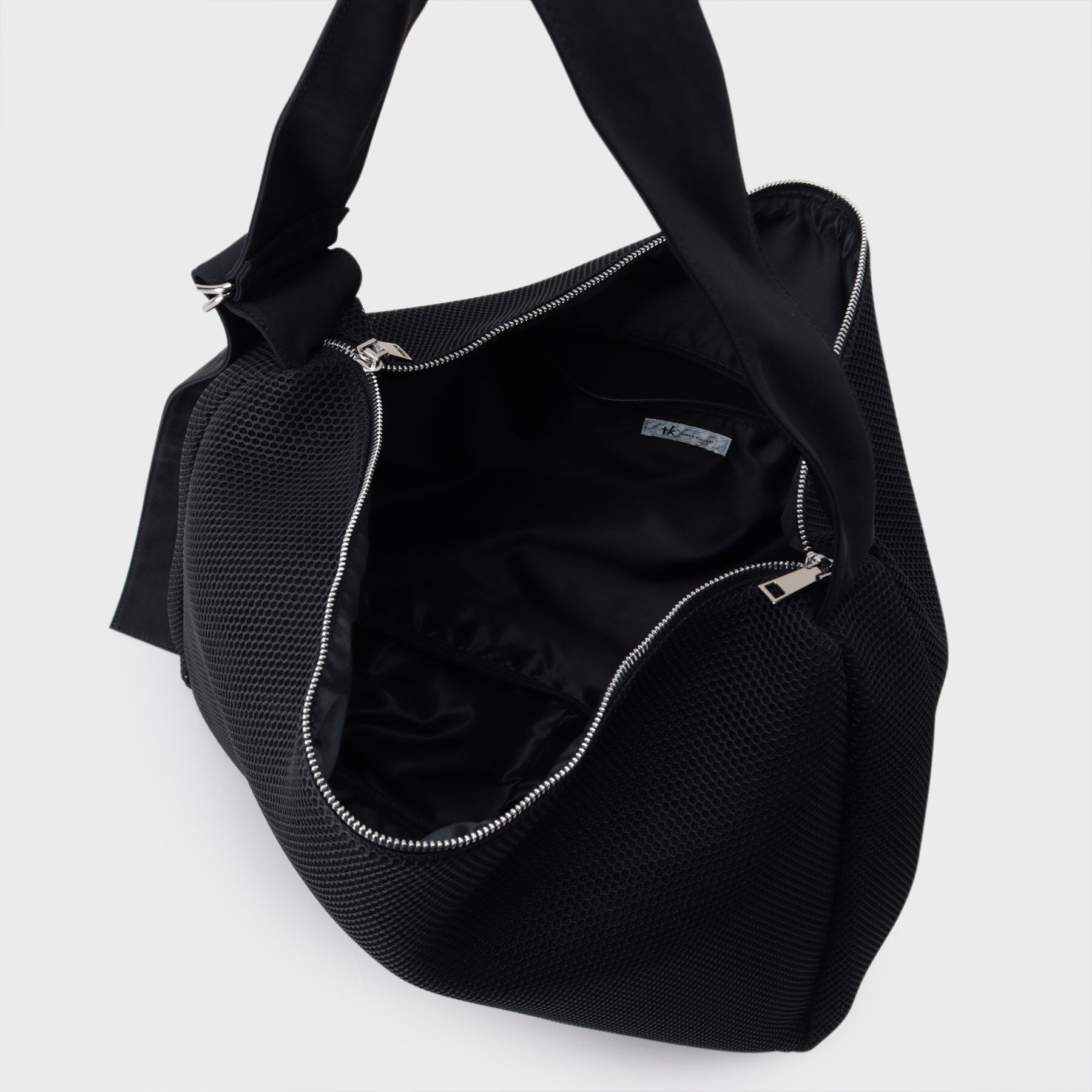 tk.TAKEO KIKUCHI「ビッグショルダーバッグ」|ショルダー・メッセンジャー|