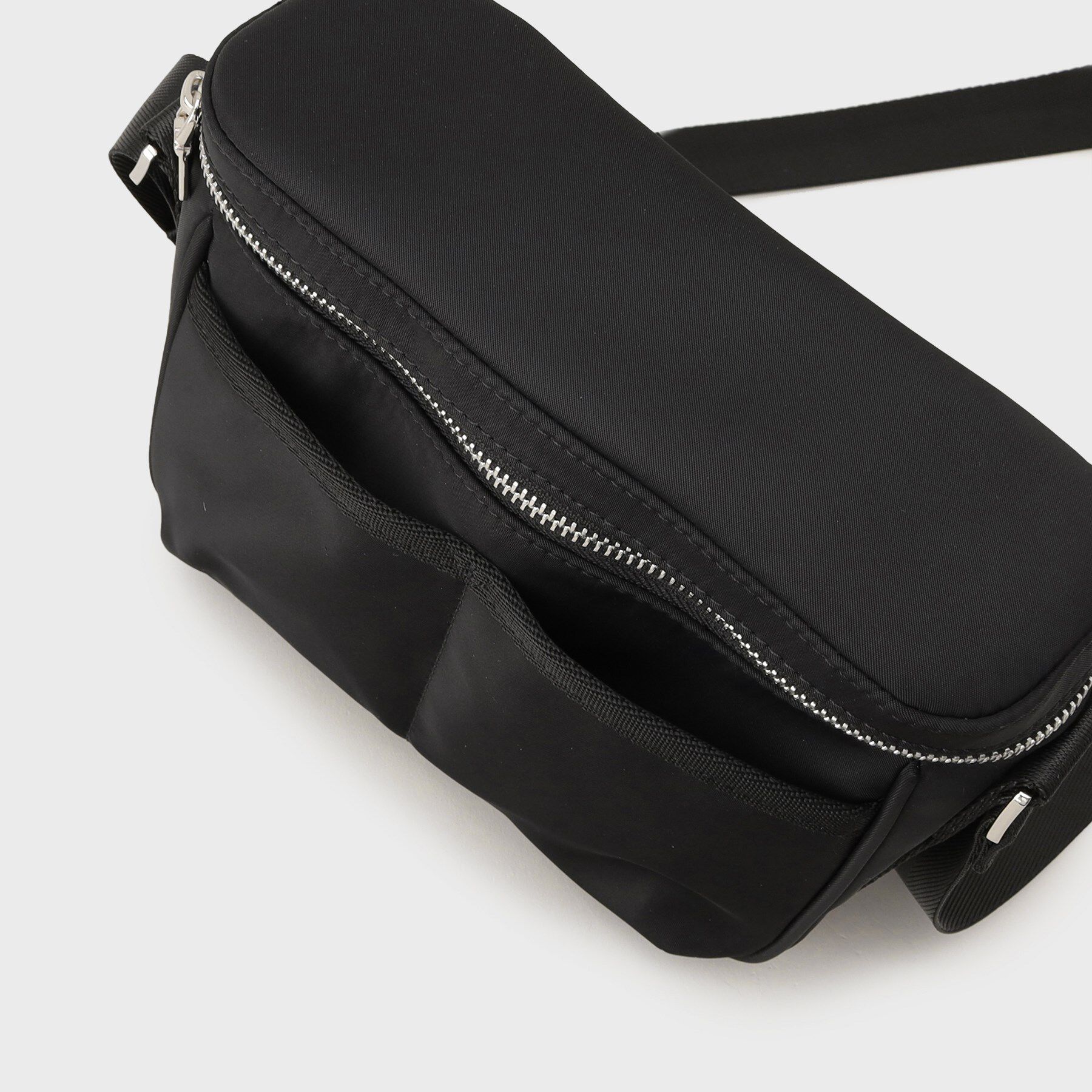 tk.TAKEO KIKUCHI「ナイロンボックスショルダー」|ショルダー・メッセンジャー|