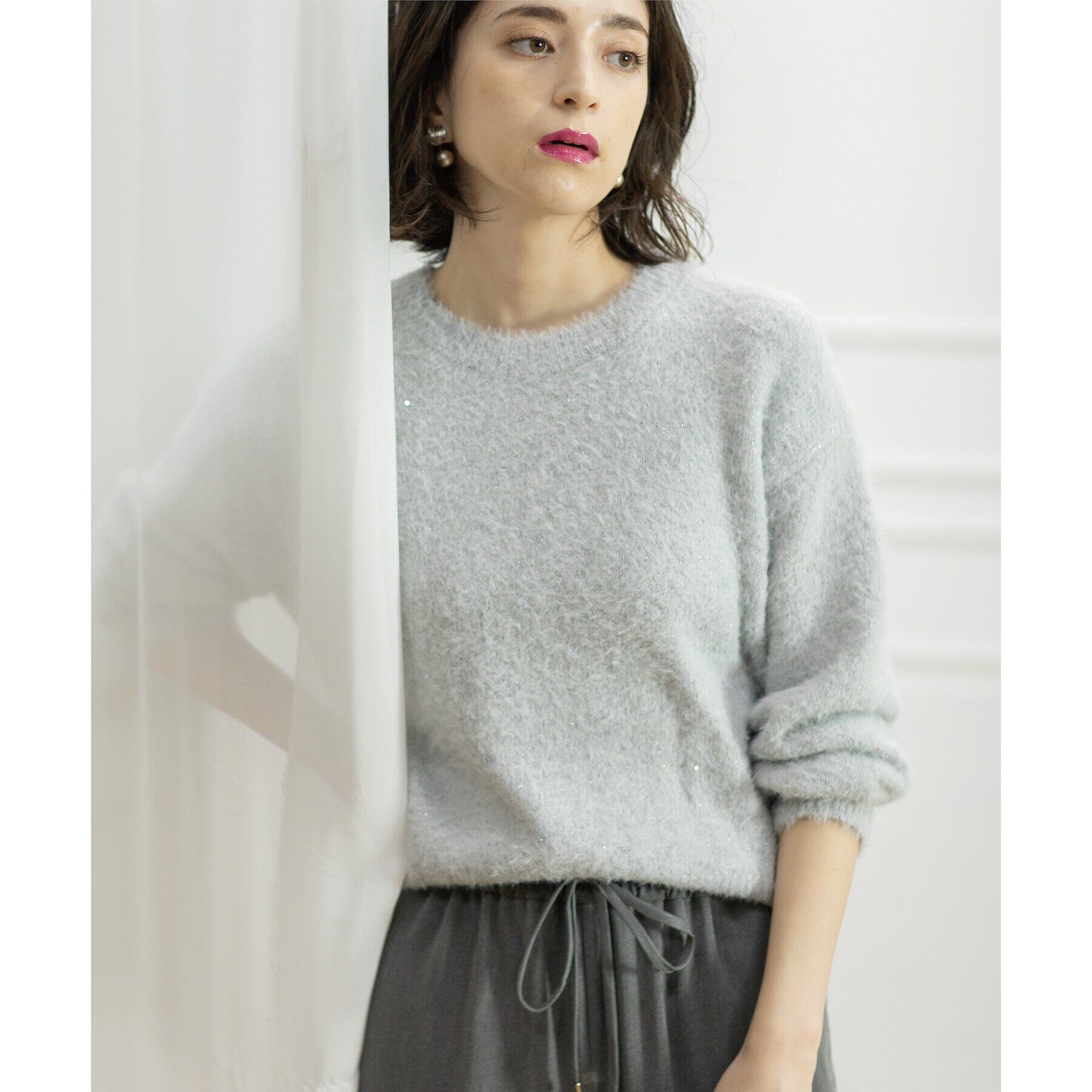 OPAQUE.CLIP「≪エマール検証済≫スパンコールフェザーニット【洗濯機洗い可/抗ピル】」|ニット・セーター|ライトグレー(611