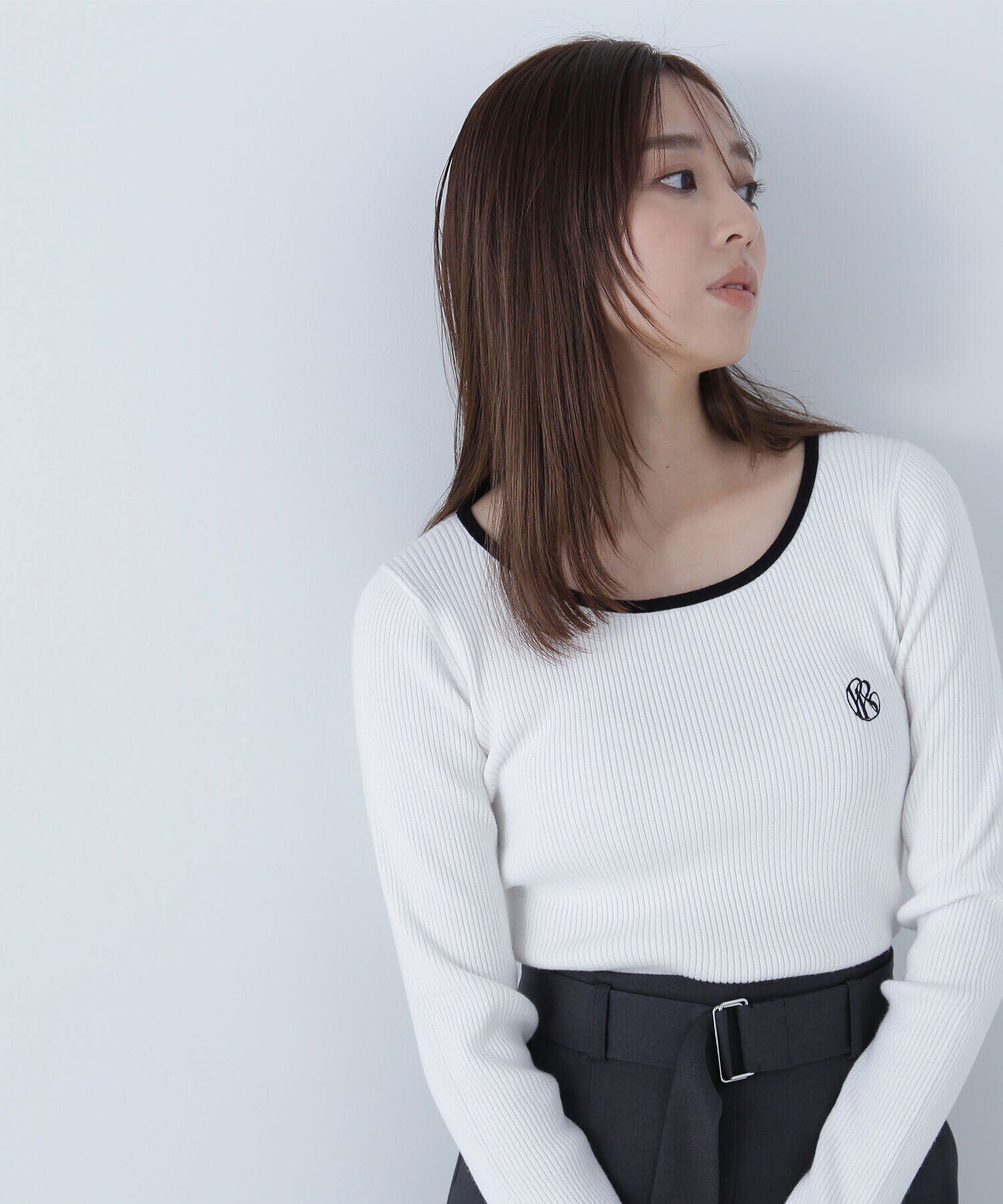  「エンブレムバイカラーリブニット」|ニット・セーター|オフ&times;クロ2