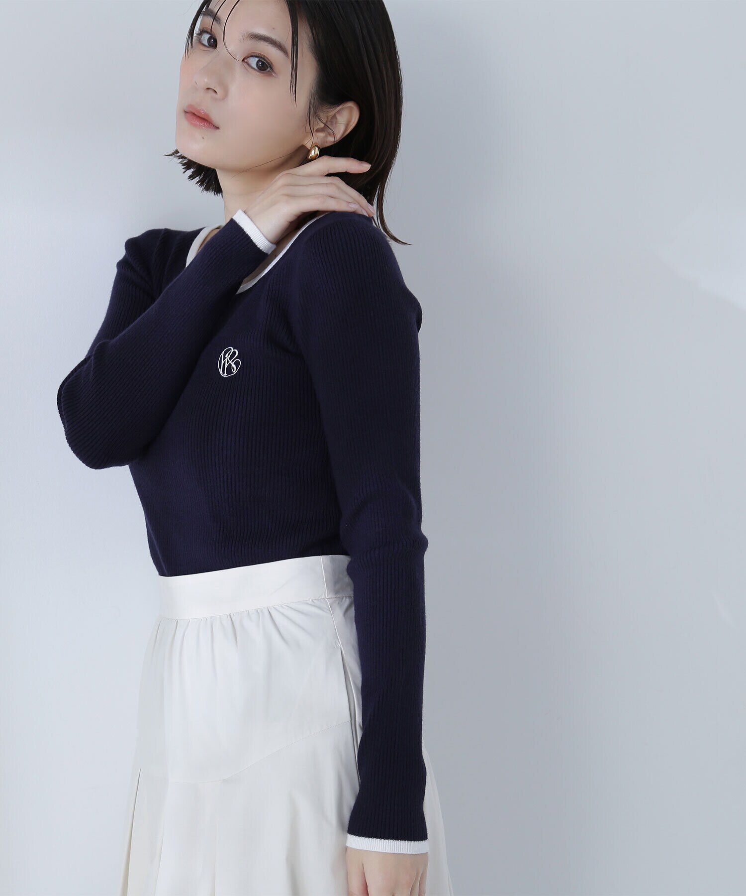  「エンブレムバイカラーリブニット」|ニット・セーター|