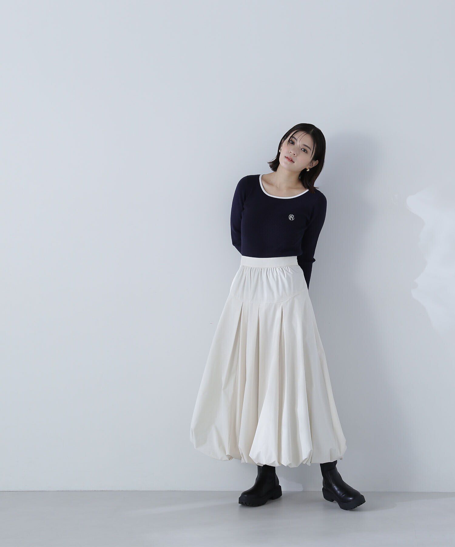  「エンブレムバイカラーリブニット」|ニット・セーター|