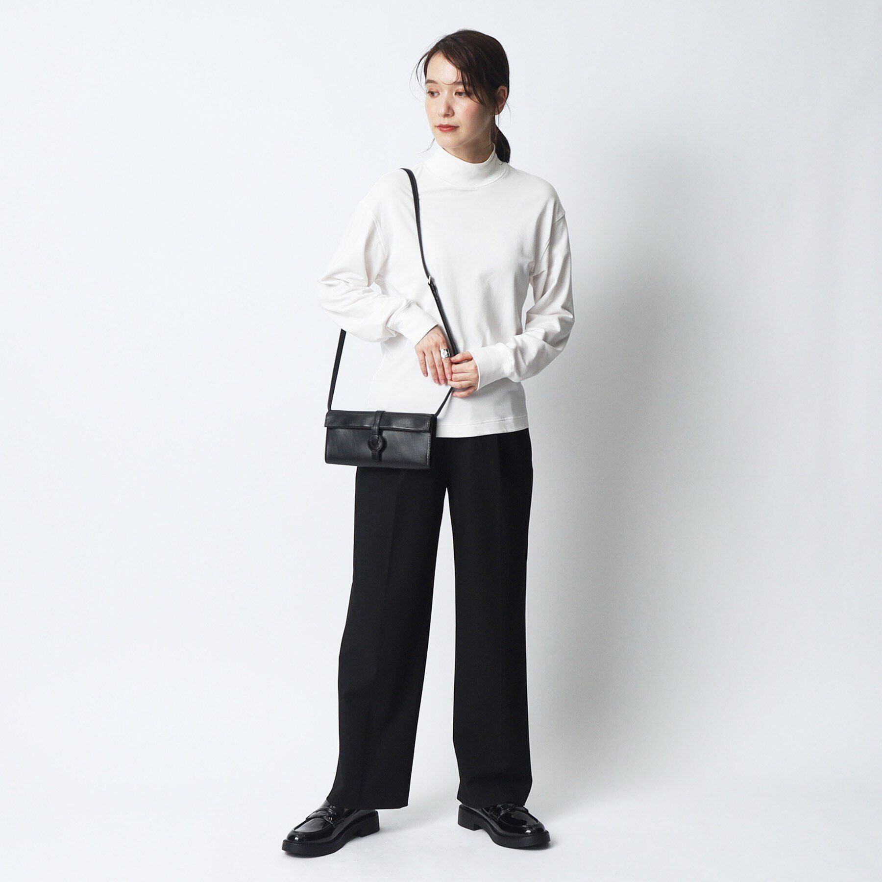 HIROKO HAYASHI「DISCHI（ディスキ）ウォレットバッグ」|ショルダー・メッセンジャー|