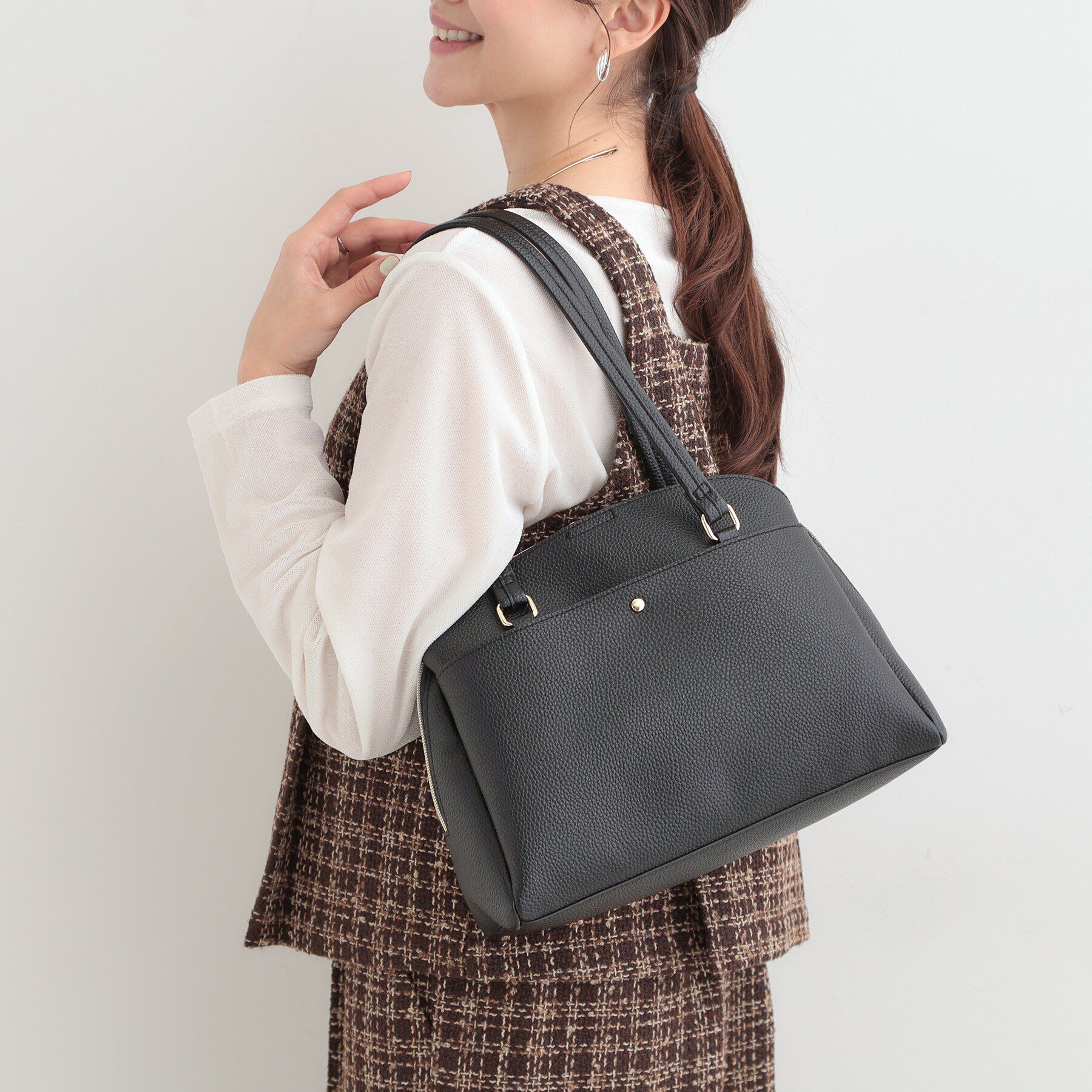 SHOO･LA･RUE「【軽量/2WAY】ロングハンドル ラウンドトートバッグ」|トートバッグ|