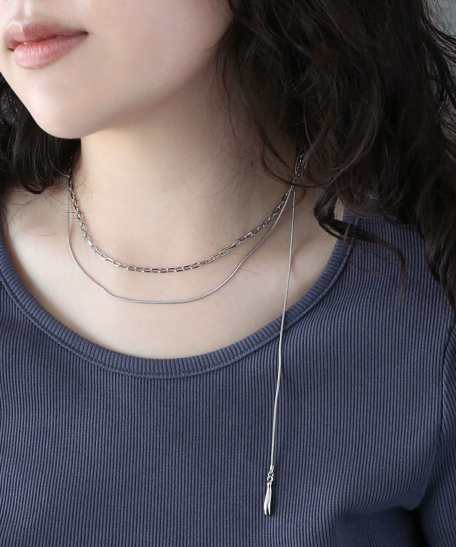 colleca la「サイドハンギング チェーンネックレス」|ネックレス|シルバー