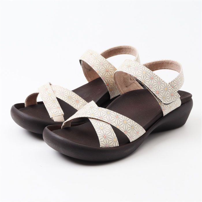 BACKYARD FAMILY「リゲッタカヌー サンダル CJFW3518 通販 日本製 コンフォートサンダル ストラップサンダル」|サンダル|