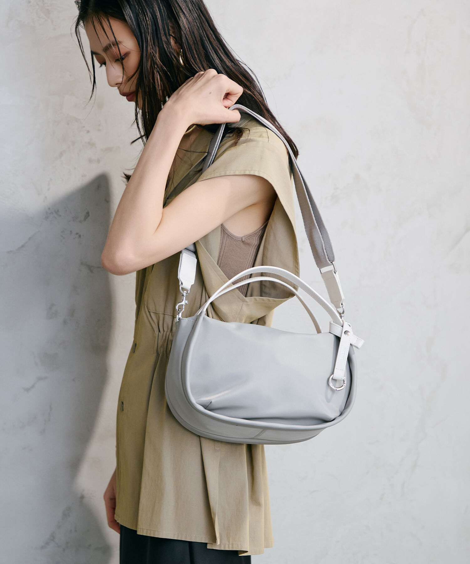 TOPKAPI BREATH「【Breath TOPKAPI】【撥水】ツヤ ナイロン ショルダー付き ラウンド トートバッグ」|トートバッグ|