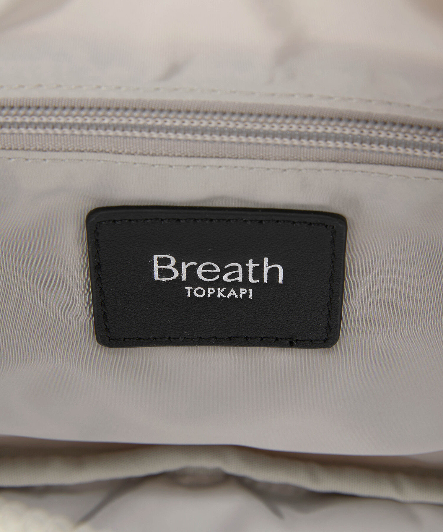 TOPKAPI BREATH「【Breath TOPKAPI】【撥水】ツヤ ナイロン ショルダー付き ラウンド トートバッグ」|トートバッグ|