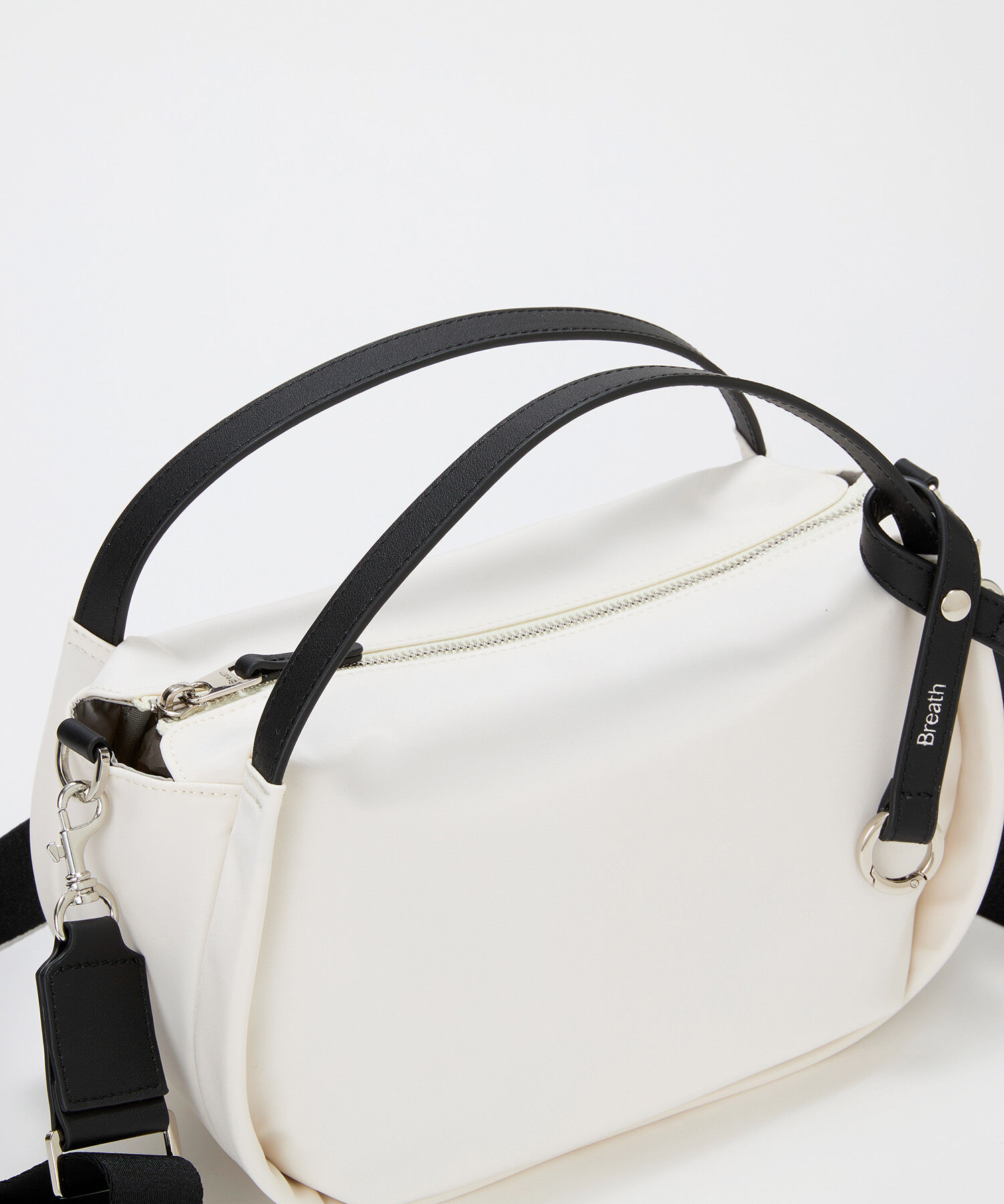 TOPKAPI BREATH「【Breath TOPKAPI】【撥水】ツヤ ナイロン ショルダー付き ラウンド トートバッグ」|トートバッグ|