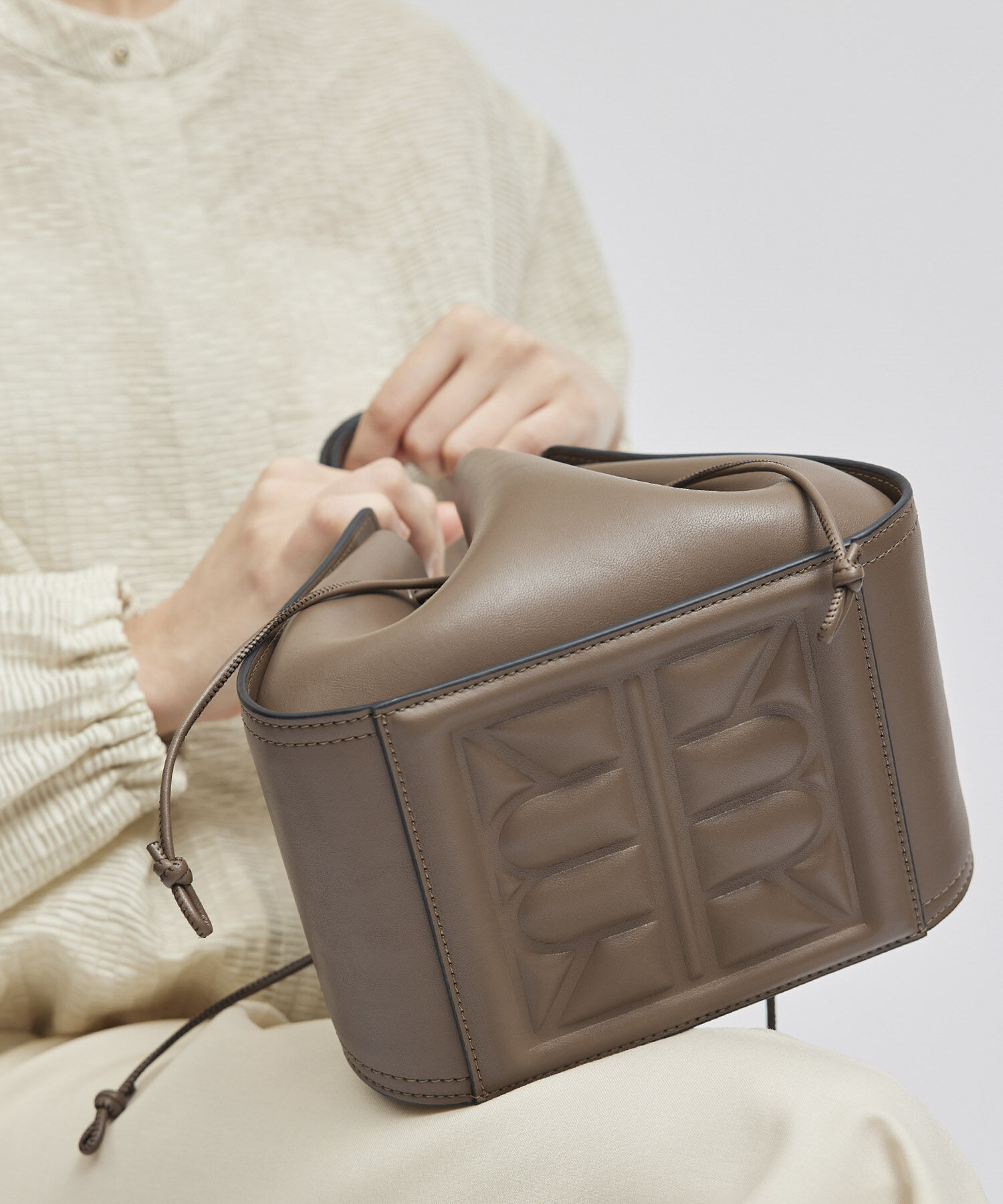 ROPE「【24AW新色追加】Amelie Bag （アメリ バッグ）【メディア掲載】【一部店舗限定】」|ショルダー・メッセンジャー|