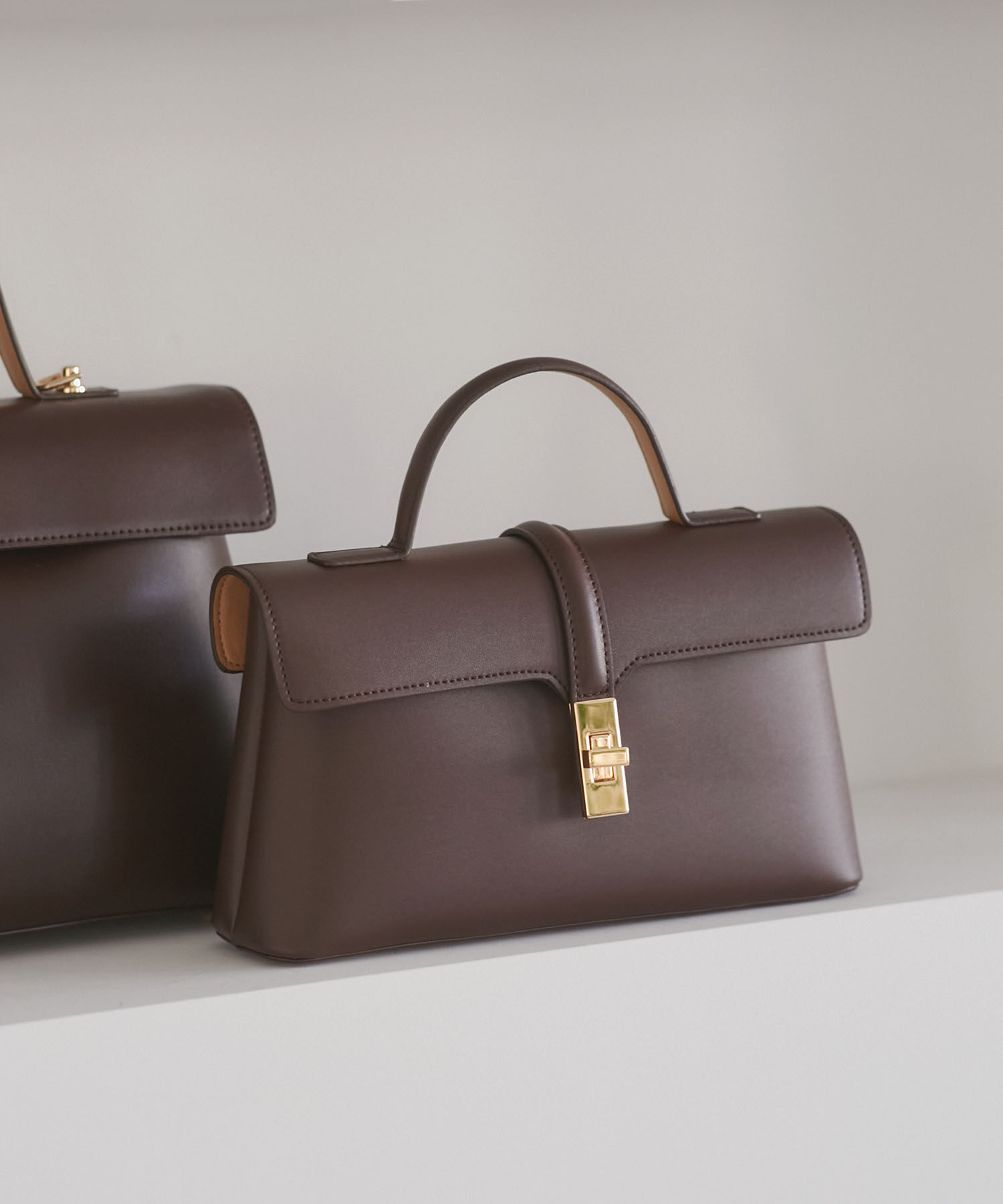 VIS「【新色追加】【2WAY】ひねり金具ワンハンドルミニショルダーバッグ」|ショルダー・メッセンジャー|