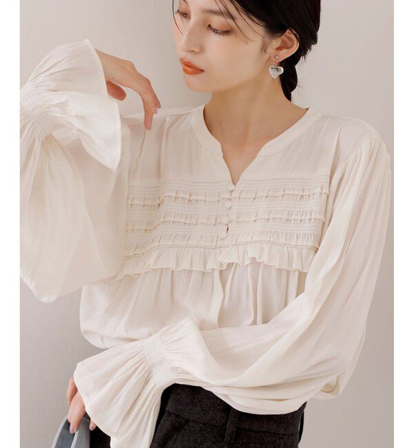 VIS「割繊シャーリングミニフリルブラウス/洗える」|シャツ・ブラウス|オフホワイト(15)