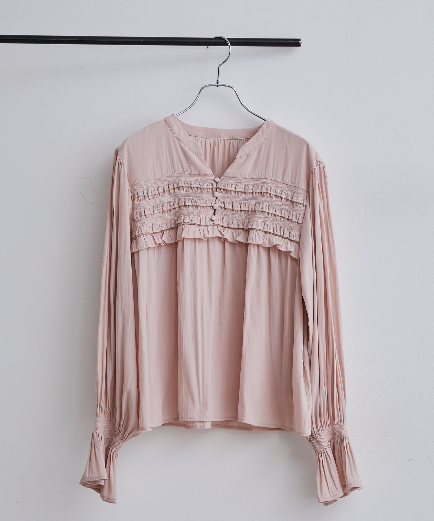 VIS「割繊シャーリングミニフリルブラウス/洗える」|シャツ・ブラウス|