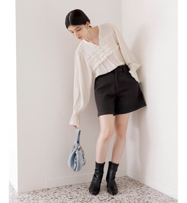 VIS「割繊シャーリングミニフリルブラウス/洗える」|シャツ・ブラウス|