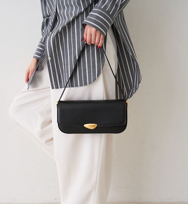 Rouge vif「【MAESTOSO/マエストソ】NOA BAGUETTE レザーショルダーバッグ」|ショルダー・メッセンジャー|