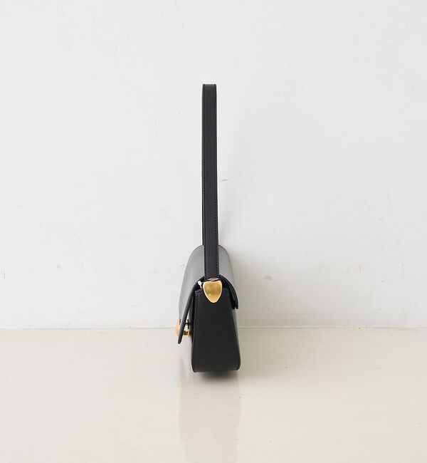 Rouge vif「【MAESTOSO/マエストソ】NOA BAGUETTE レザーショルダーバッグ」|ショルダー・メッセンジャー|