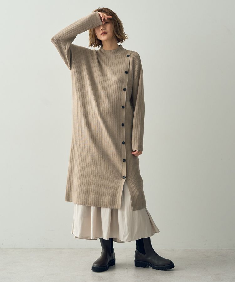 YECCA VECCA「釦デザインハイネックニットワンピース」|ワンピース|Beige