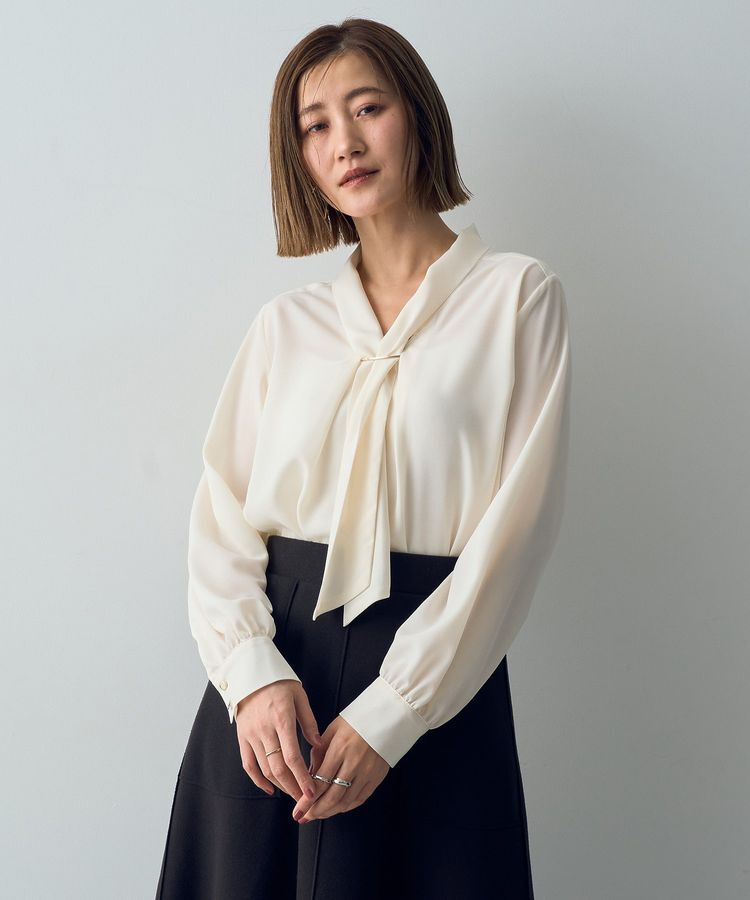YECCA VECCA「メタルバーボウタイブラウス」|シャツ・ブラウス|Off White