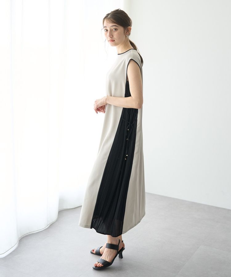 YECCA VECCA「プリーツMIX配色ワンピース」|ワンピース|Light beige