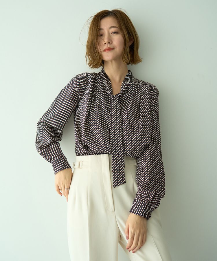 YECCA VECCA「ジオメ柄ボウタイブラウス」|シャツ・ブラウス|