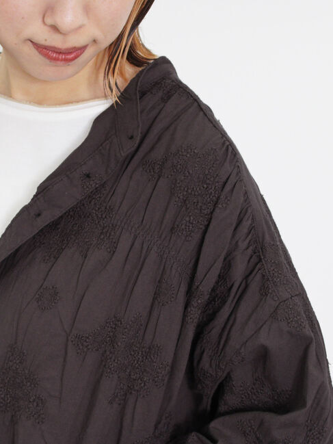 Samansa Mos2「ハンドステッチ風総刺繍ブラウス」|シャツ・ブラウス|