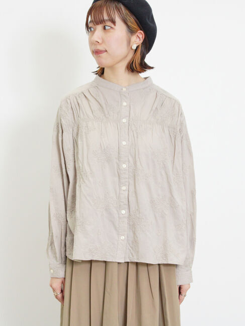 Samansa Mos2「ハンドステッチ風総刺繍ブラウス」|シャツ・ブラウス|