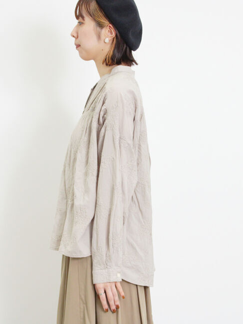 Samansa Mos2「ハンドステッチ風総刺繍ブラウス」|シャツ・ブラウス|