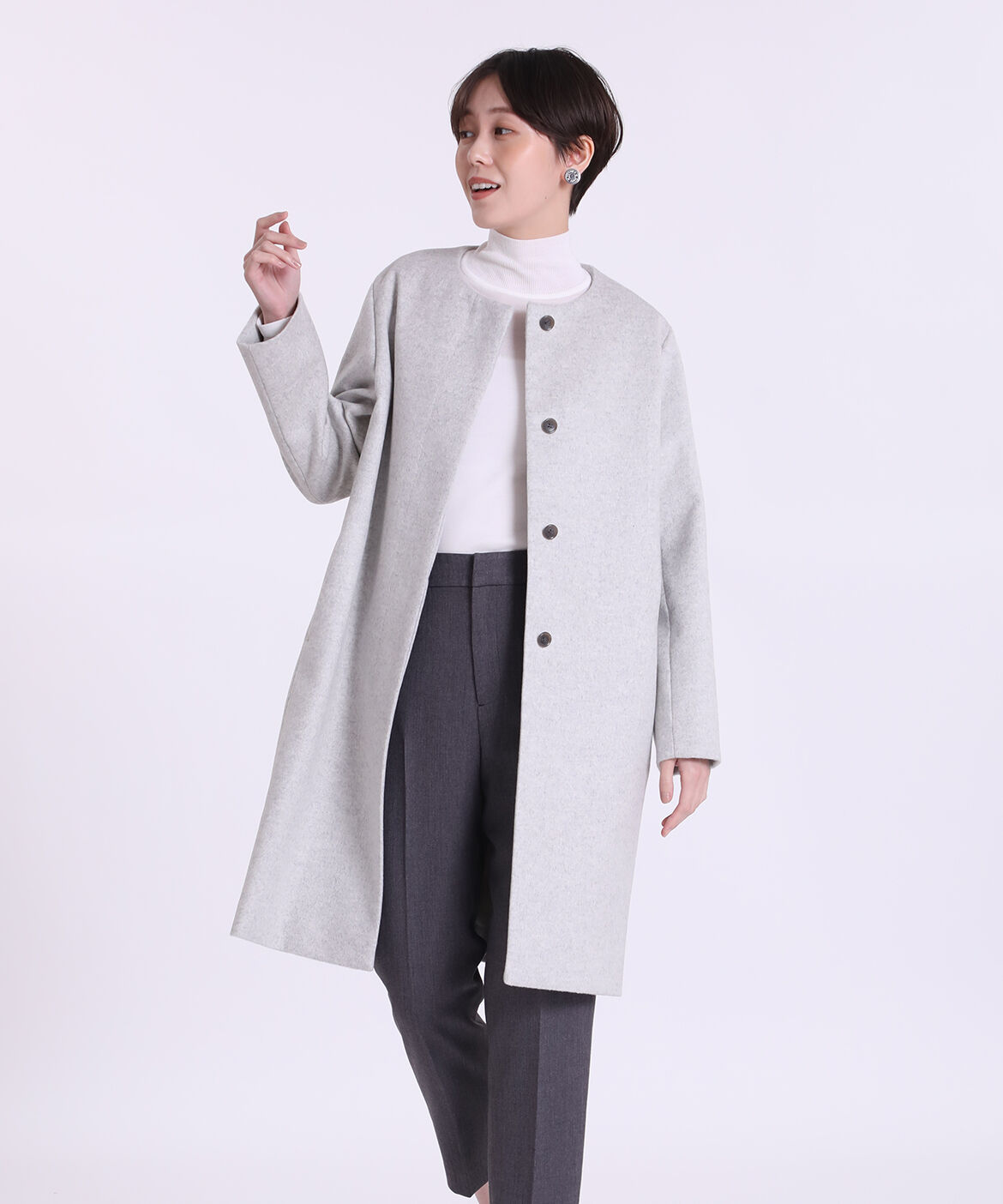 INED CLARO「《WEB限定》ノーカラーカシミヤコート」|ステンカラーコート|グレー1