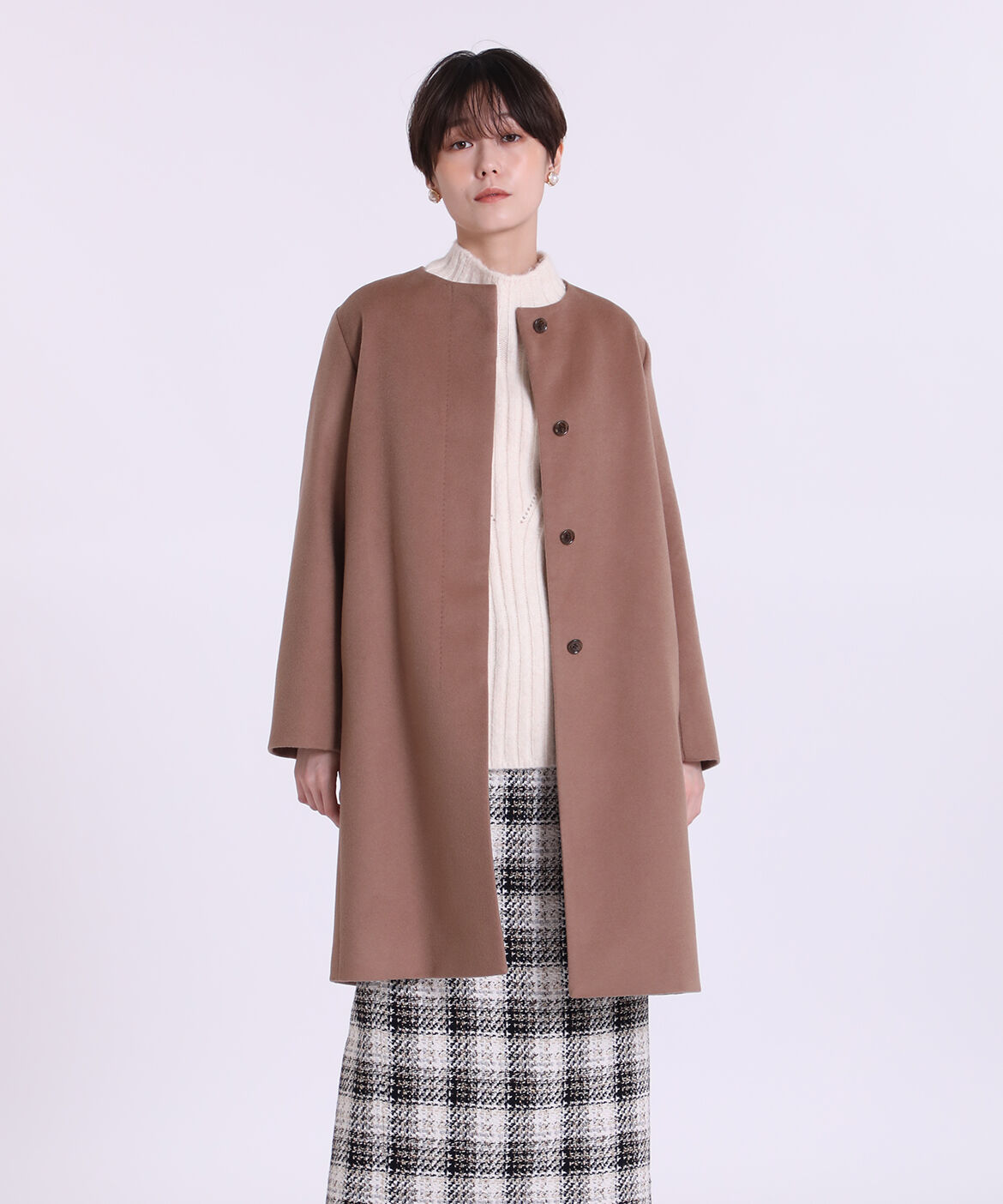 INED CLARO「《WEB限定》ノーカラーカシミヤコート」|ステンカラーコート|キャメル1