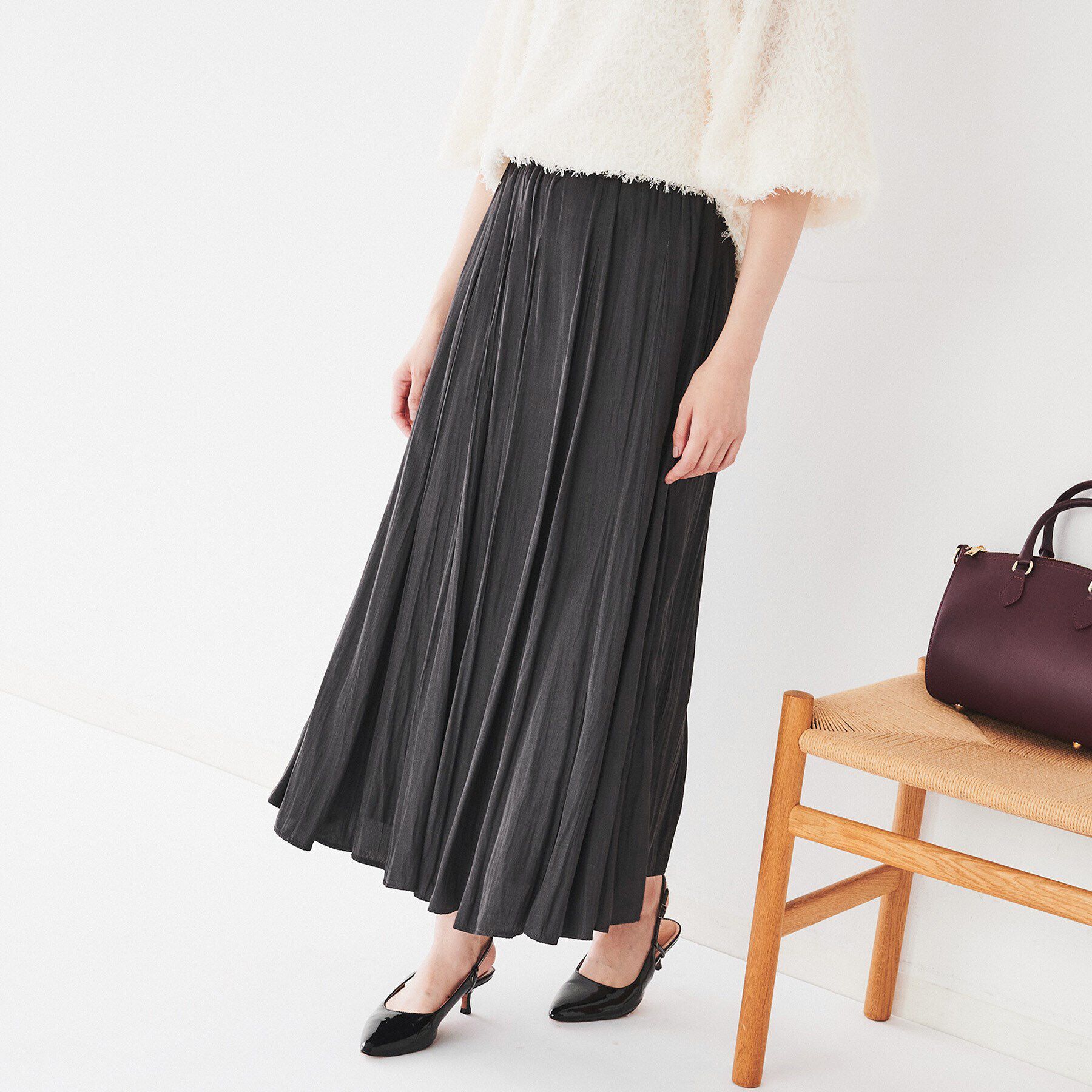 UNTITLED「【ウエストゴム/洗える】パウダークロス ロングスカート」|スカート|