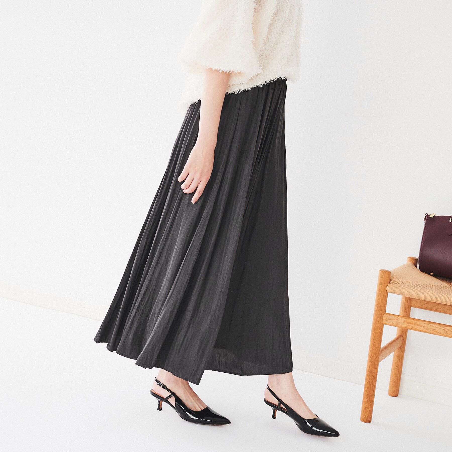 UNTITLED「【ウエストゴム/洗える】パウダークロス ロングスカート」|スカート|