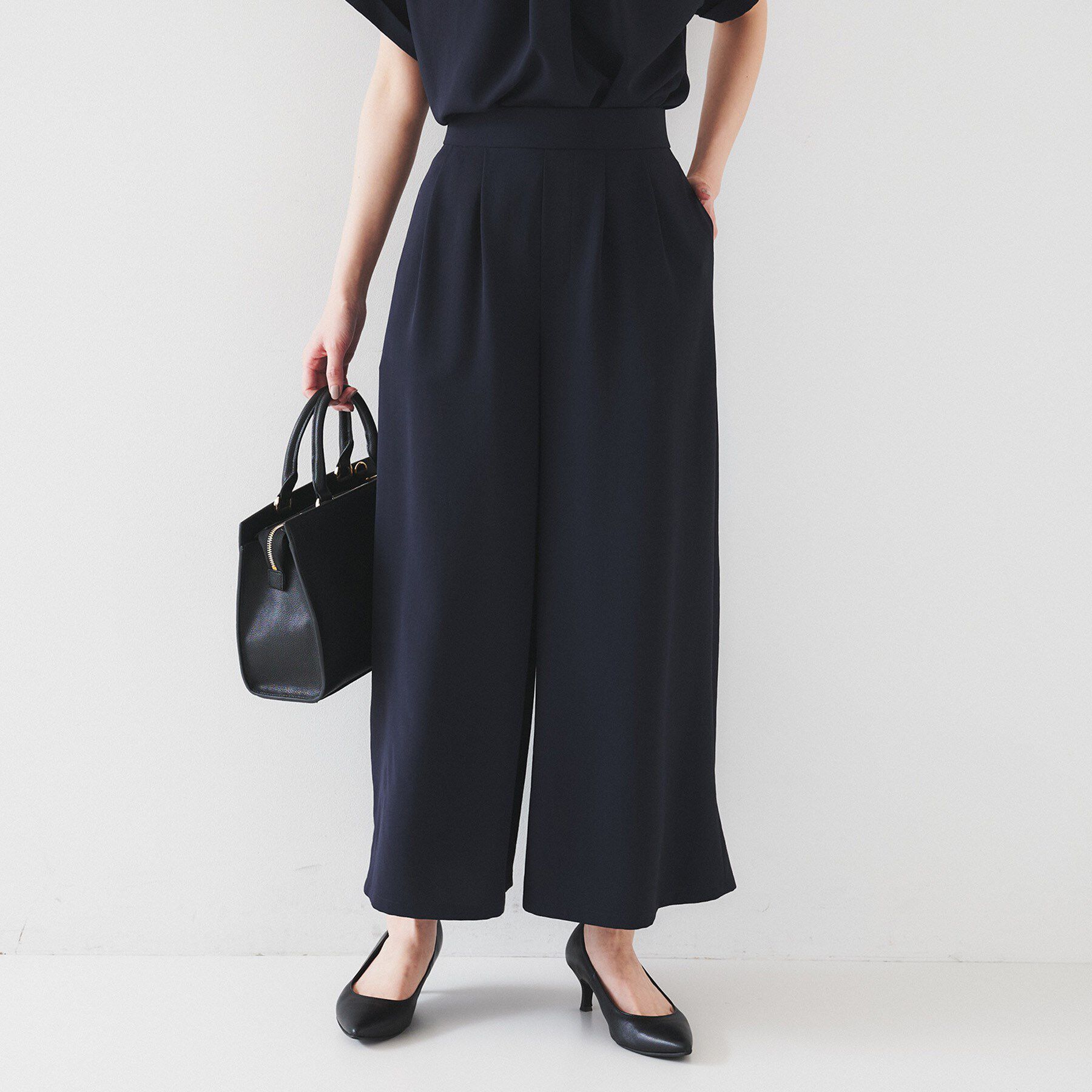 UNTITLED「【セットアップ可/接触冷感/イージーケア】リラクミスト タックワイドパンツ」|その他|