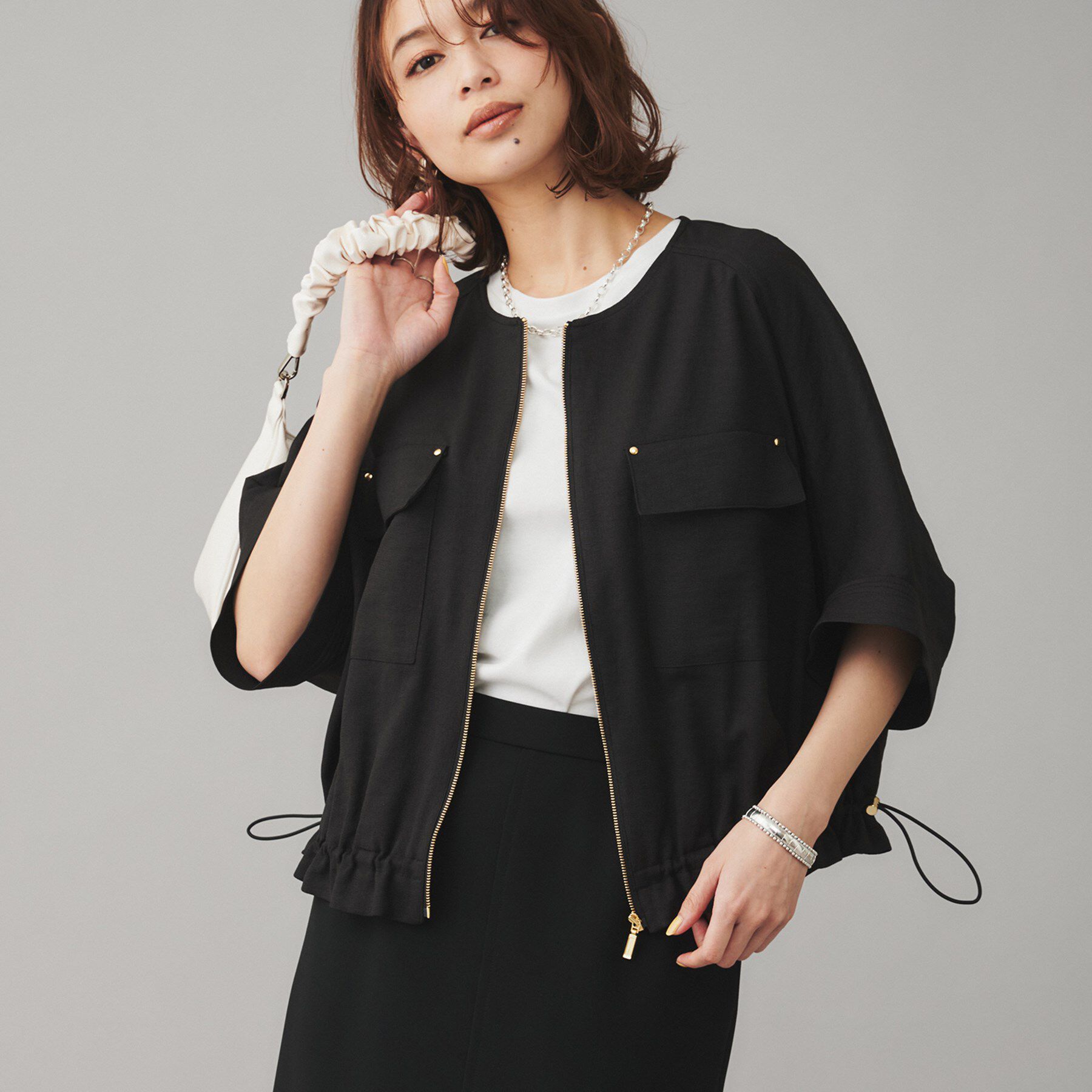 UNTITLED「【SEADRAKE】ノーカラー半袖ブルゾン」|ブルゾン・スタジャン|ブラック(019)