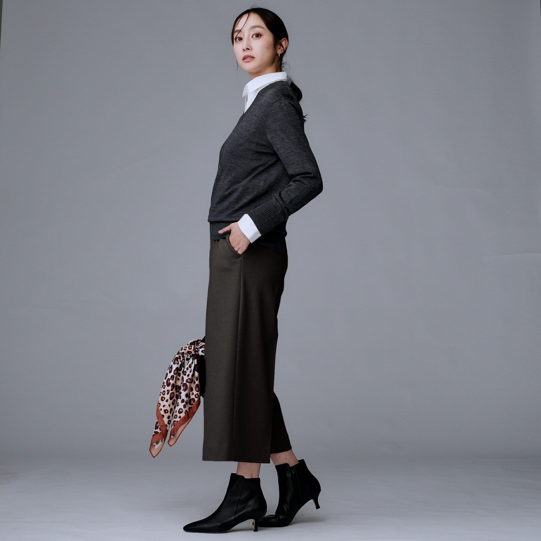 UNTITLED「【後ろウエストゴム】ミルドスムースクロップドワイドパンツ」|その他|