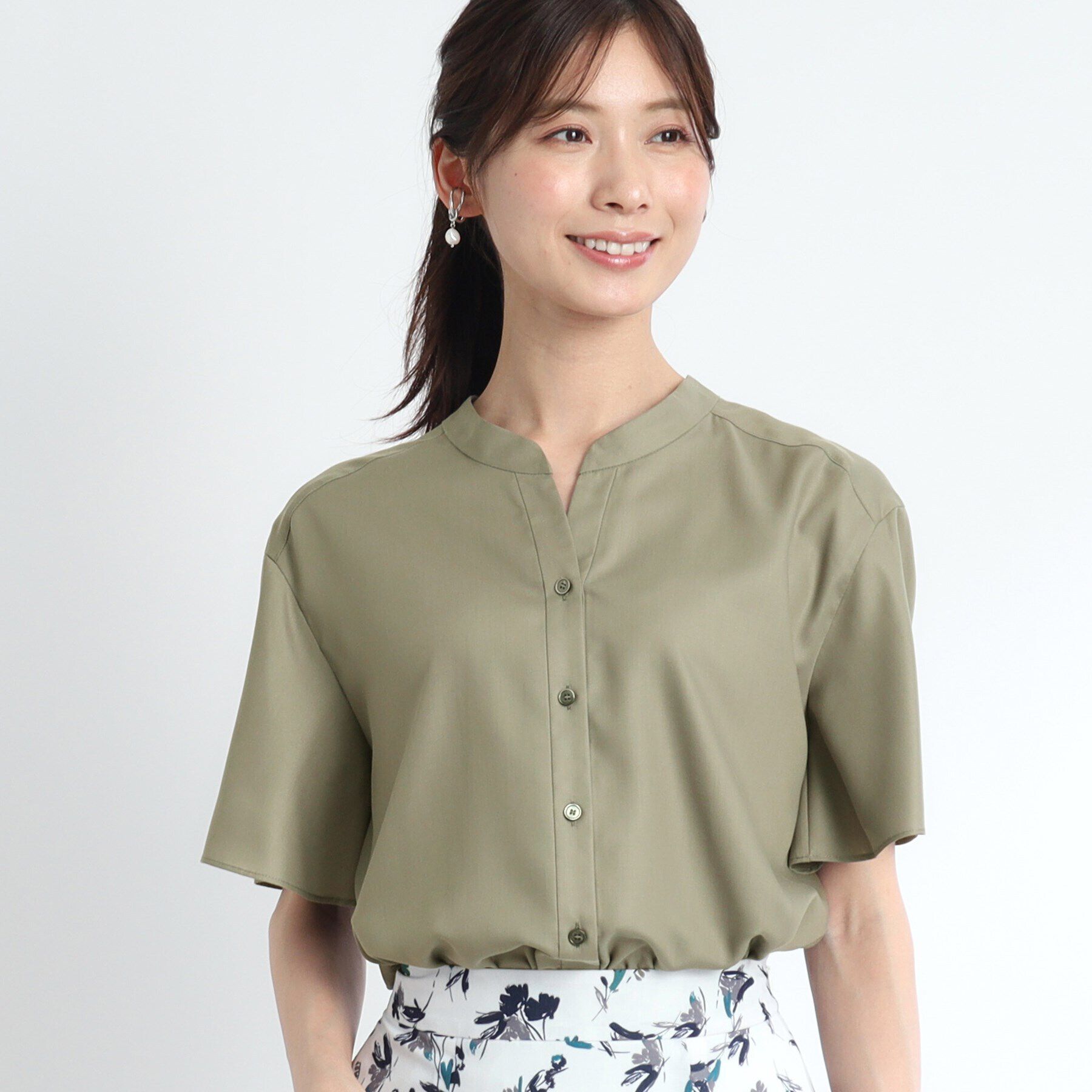 Reflect「【SALE／接触冷感／マシンウォッシュ可／セットアップ可能】リラクシーフレアスリーブブラウス」|シャツ・ブラウス|