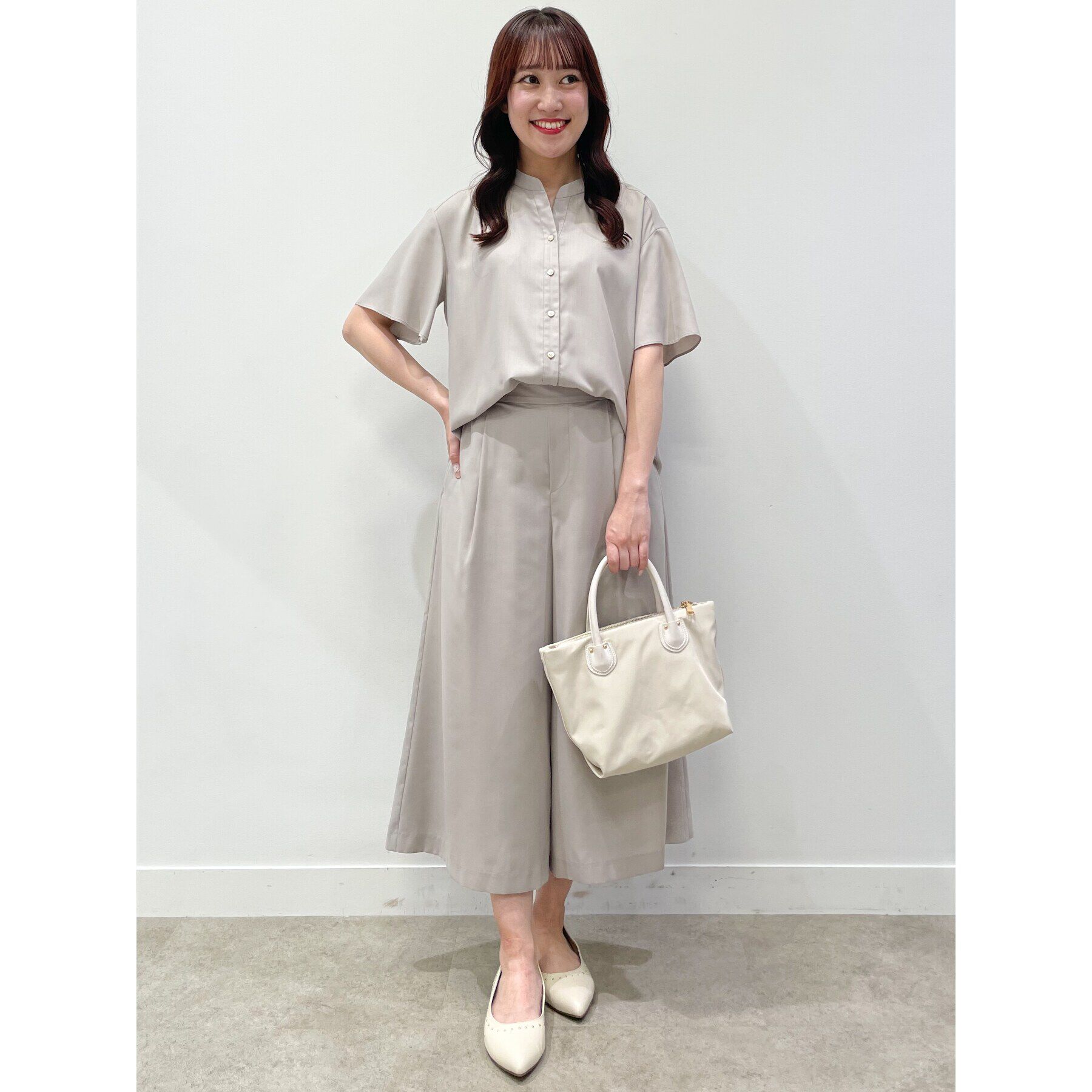 Reflect「【SALE／接触冷感／マシンウォッシュ可／セットアップ可能】リラクシーフレアスリーブブラウス」|シャツ・ブラウス|