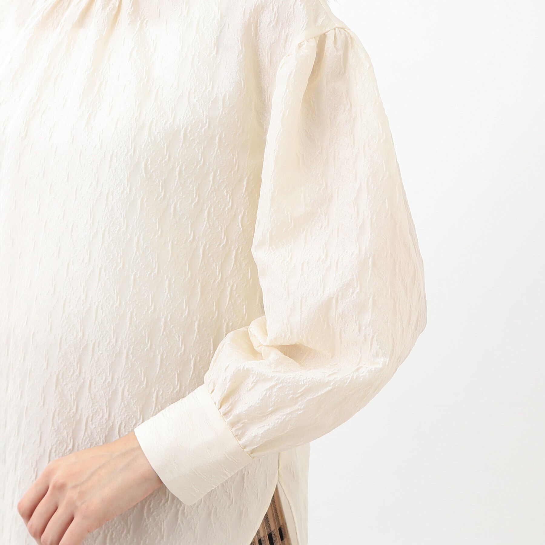 Reflect「【手洗い可】シャイニージャカードブラウス」|シャツ・ブラウス|