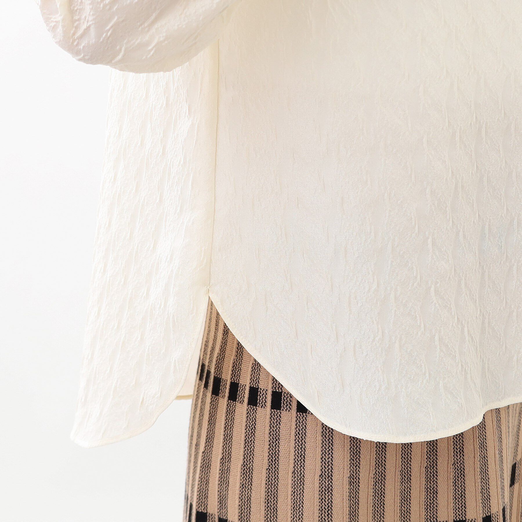 Reflect「【手洗い可】シャイニージャカードブラウス」|シャツ・ブラウス|