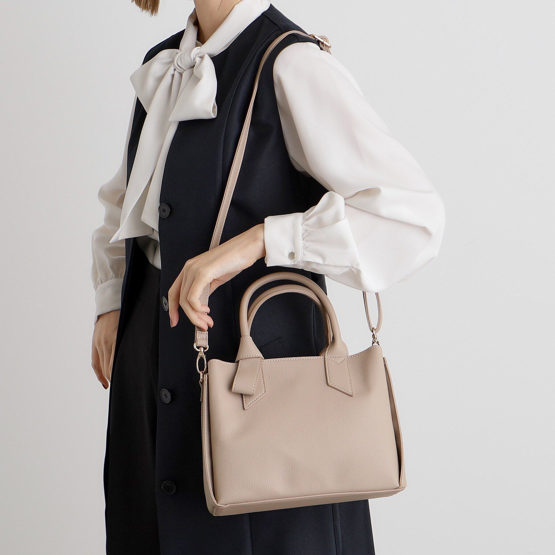 grove「ハンドルノットリボン2WAYトート【入卒対応可】」|ショルダー・メッセンジャー|グレージュ(050)