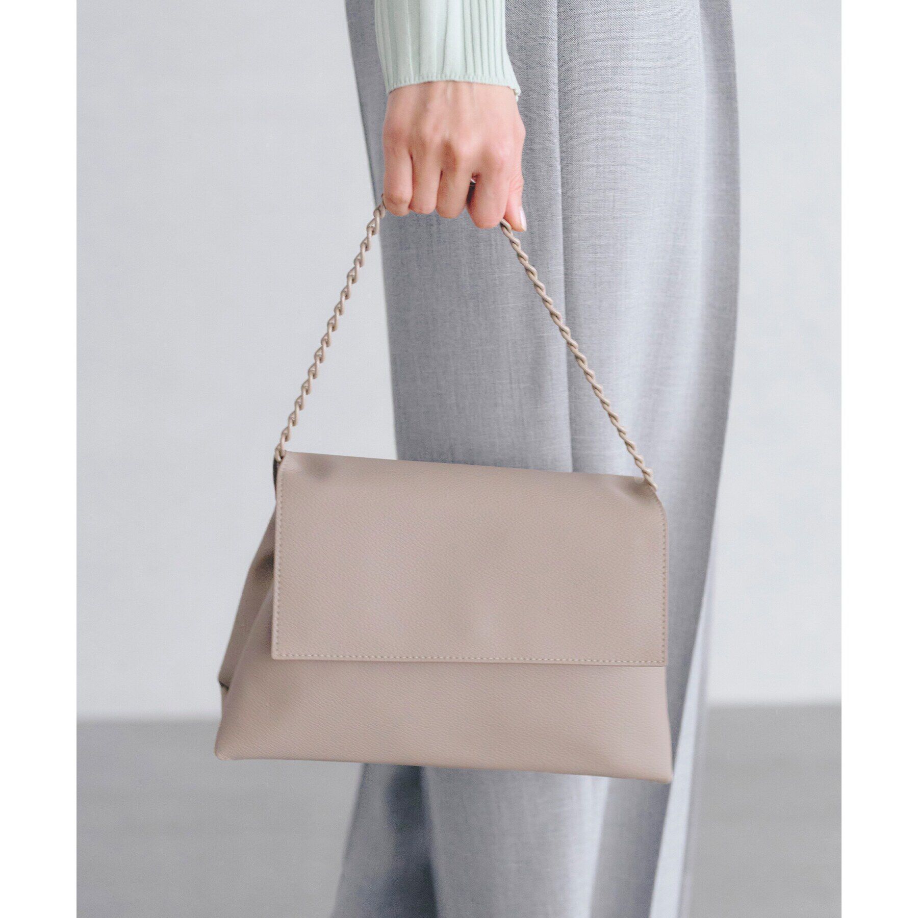 grove「人間工学フラップスクエアショルダー」|ショルダー・メッセンジャー|グレー(012)